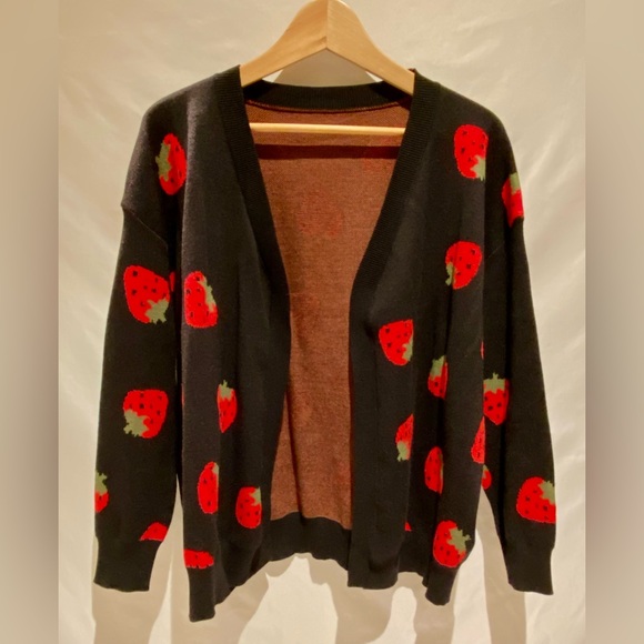 Sweaters - Strawberry Print Cardigan, size L